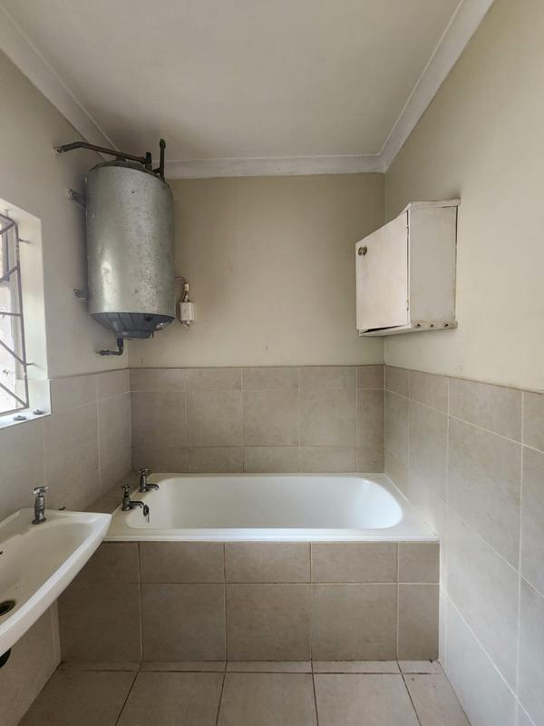 2 Bedroom Property for Sale in Sidwell Eastern Cape